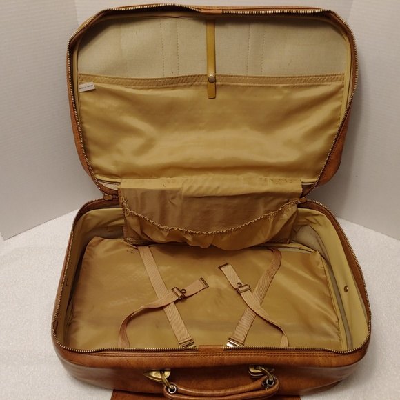 True Vintage Leather Embroidered Suitcase Carry Luggage Bag Case Buckle - Picture 6 of 8